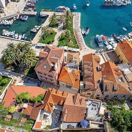 Lola Apartments - Zf Hvar Đảo Hvar Ngoại thất bức ảnh