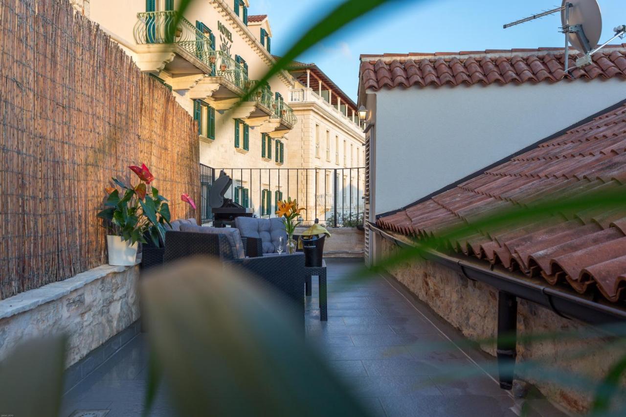 Lola Apartments - Zf Hvar Đảo Hvar Ngoại thất bức ảnh
