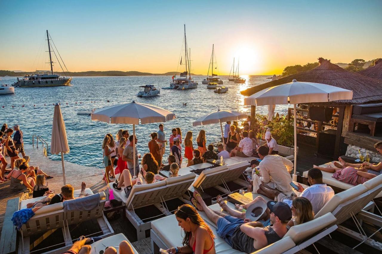 Lola Apartments - Zf Hvar Đảo Hvar Ngoại thất bức ảnh